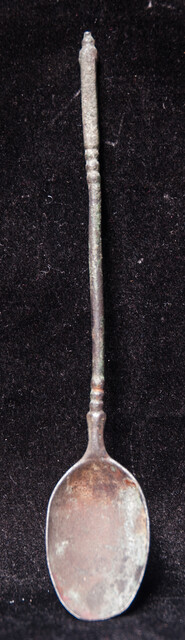 A bronze Roman spoon found in Domburg.