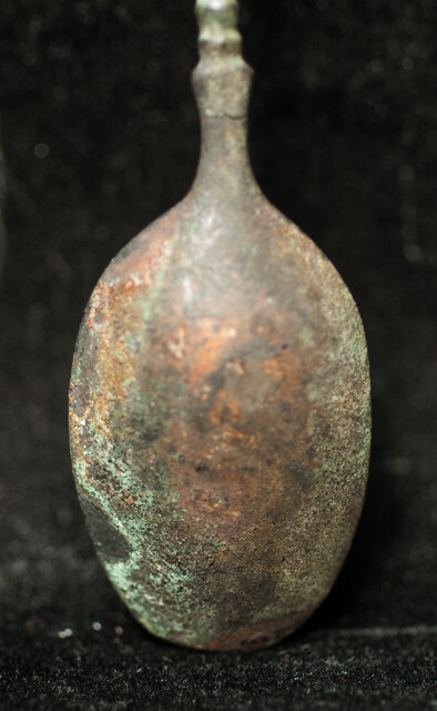 A bronze Roman spoon found in Domburg.