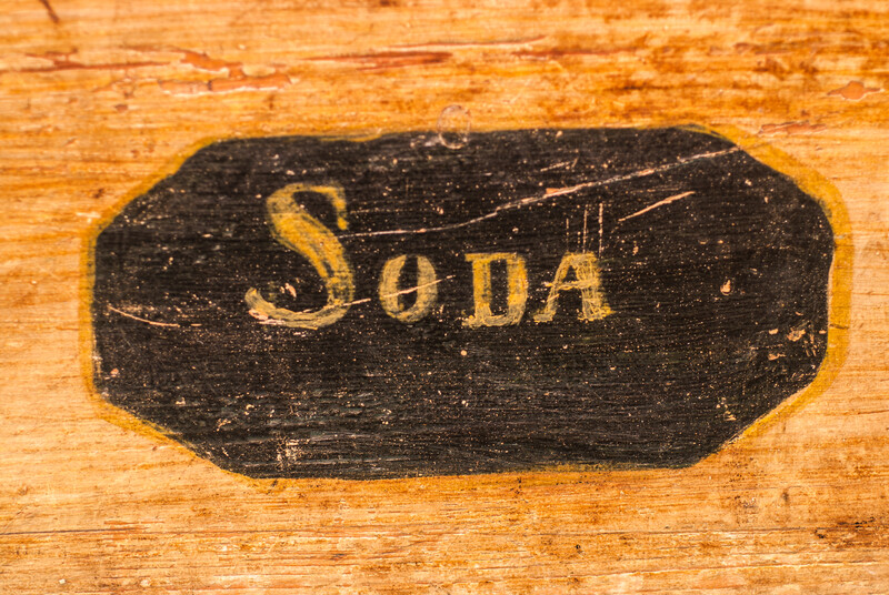 A nineteenth century box for cleaning soda from a Dutch grocery.