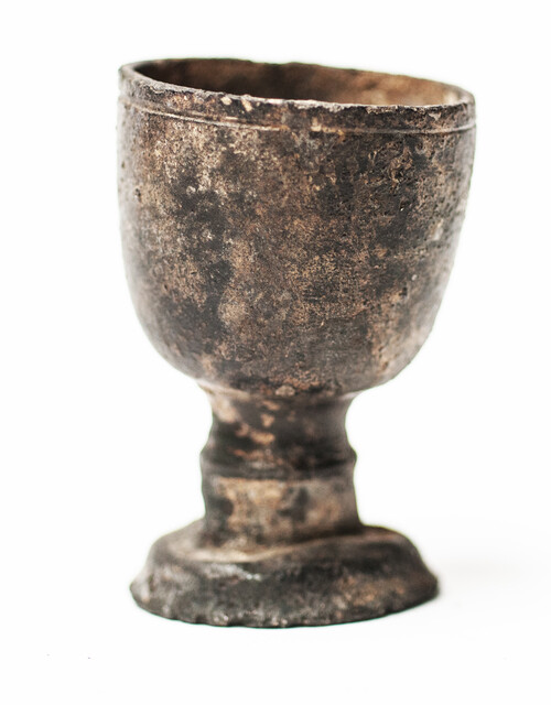 A sixteenth century pewter drinking cup 