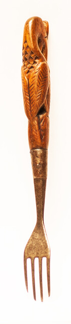 An early 19th C fork and knife from Zeeland with boxwood handles of a pelican.