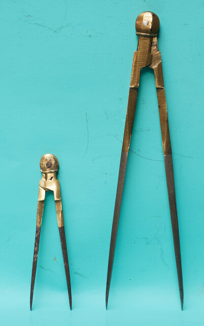 Two brass and steel late 17th C. dividers.